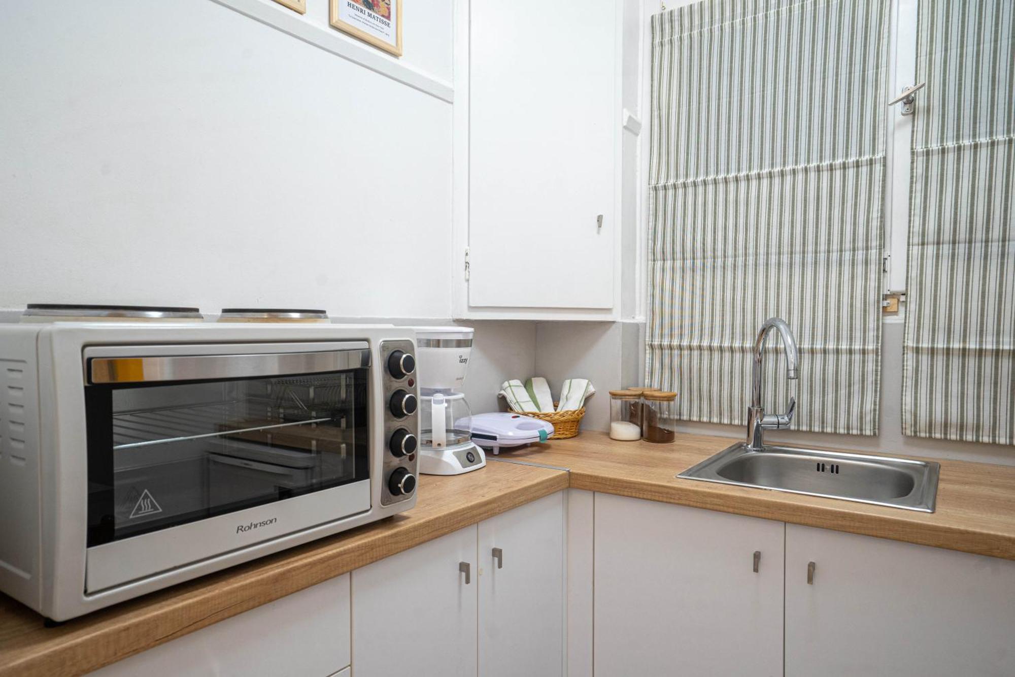 Lovely Studio In Likavitos Hill Athens Exterior photo